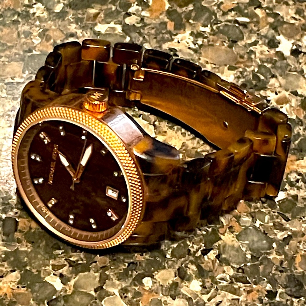 Michael Kors tortoise and rose gold watch